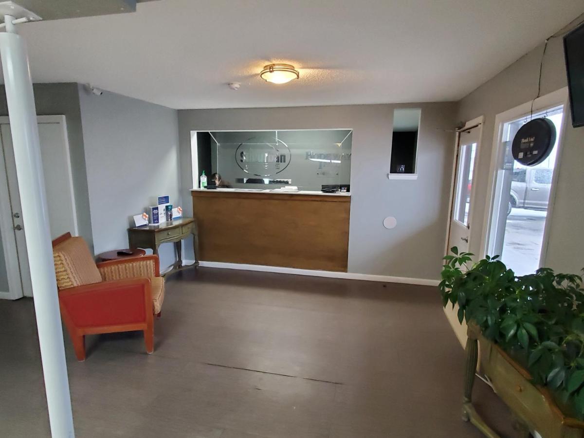 Rodeway Inn Brazil Kültér fotó