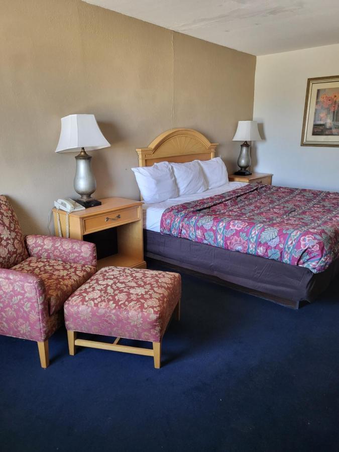Rodeway Inn Brazil Kültér fotó