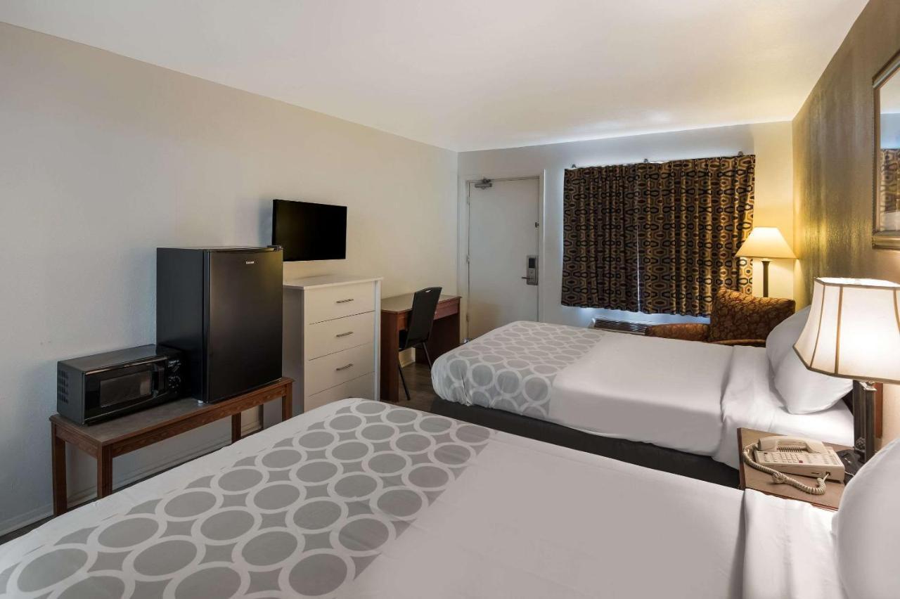 Rodeway Inn Brazil Kültér fotó